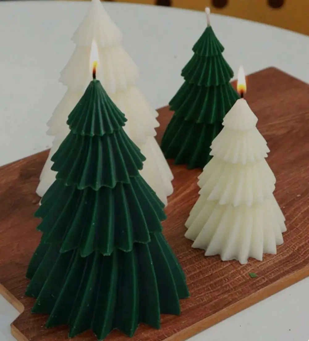 Christmas tree scented candle