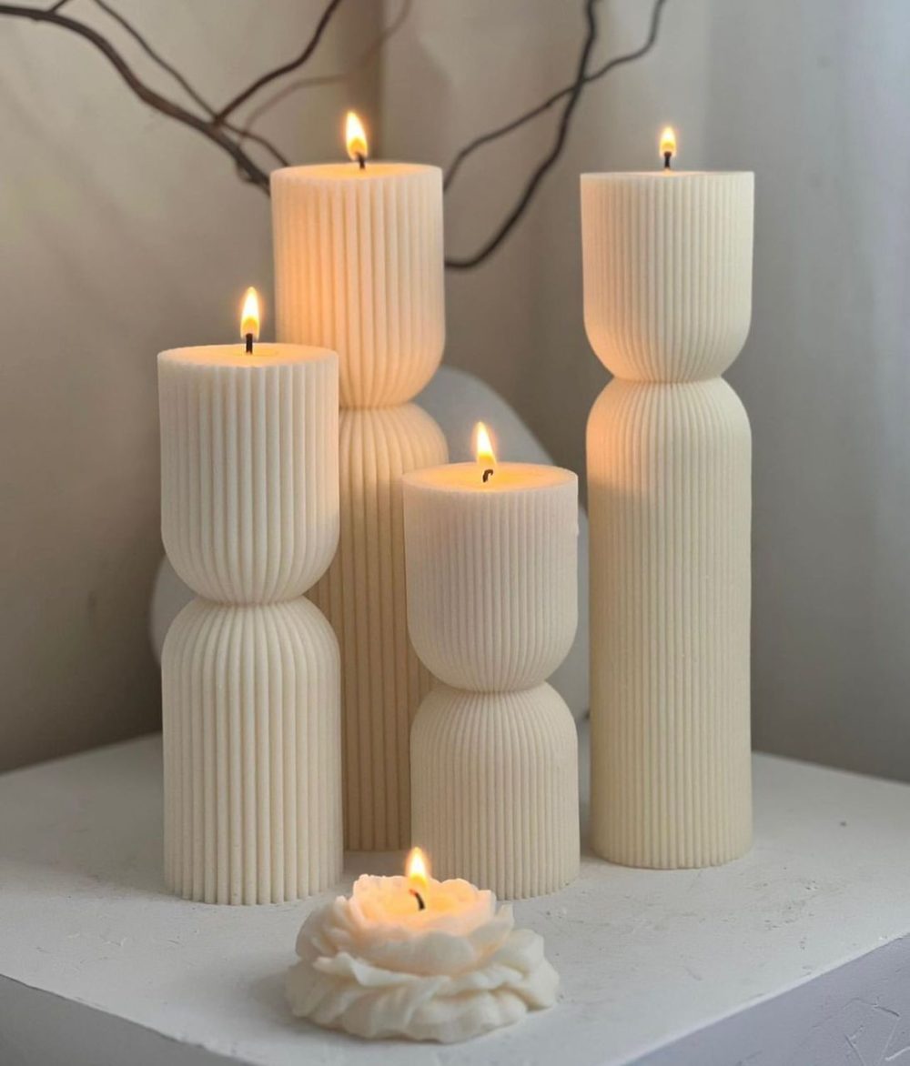 cylindrical candle